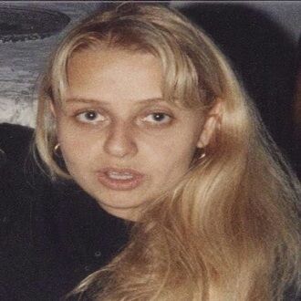 BETÜL BETİNA YOLAK